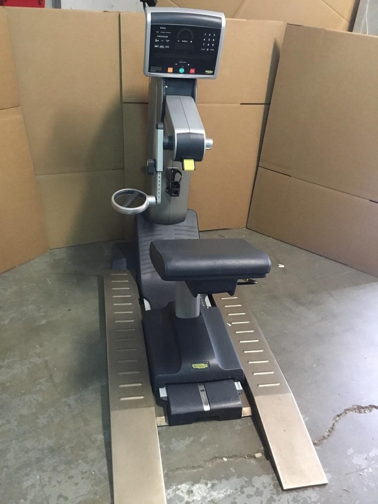 TECHNOGYM DA7741-EXCITE Commercial Gym Equipment WORKING