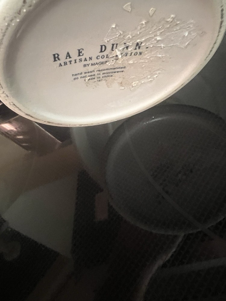 New Rae Dunn Cake Pedastle