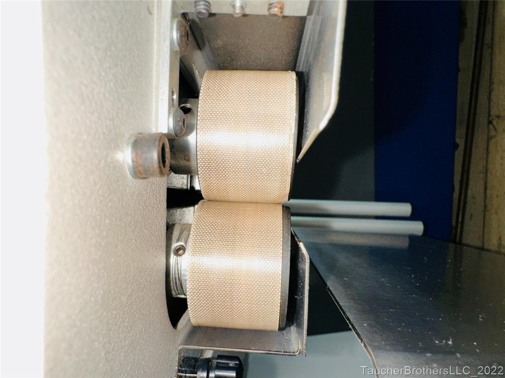 Autobag / Automated AirPouch Express 3 Tabletop Air Pillow Machine