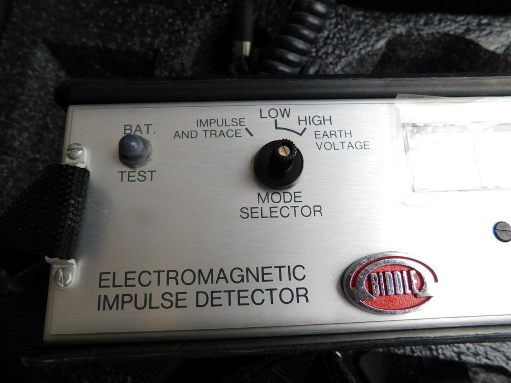 BIDDLE MEGGER CAT#651113 ELECTROMAGNETIC IMPULSE DETECTOR ELECTRO MAGNETIC