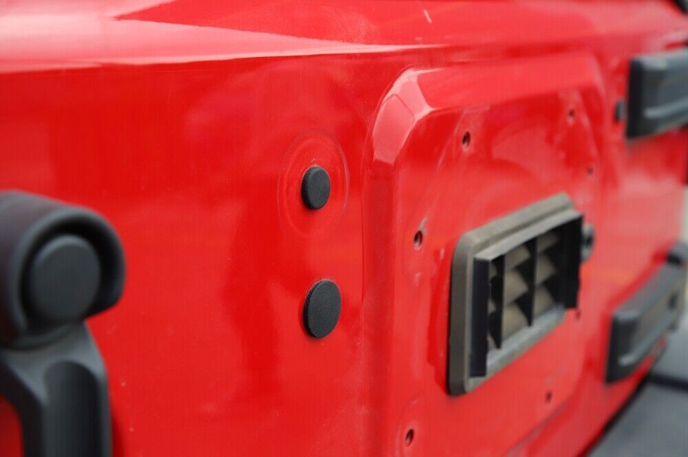 Black Rear License Plate Delete Cover + Tailgate Plug for Jeep Wrangler JK 2007+