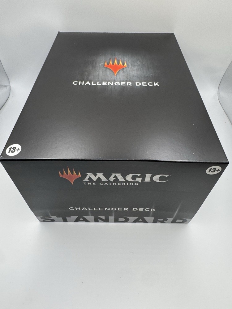 Magic 2022 Challenger Deck - Display Box New