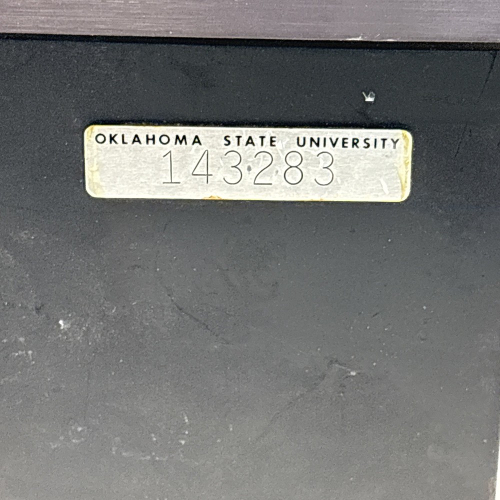 Oriel Corporation Light Source Lab Equipment