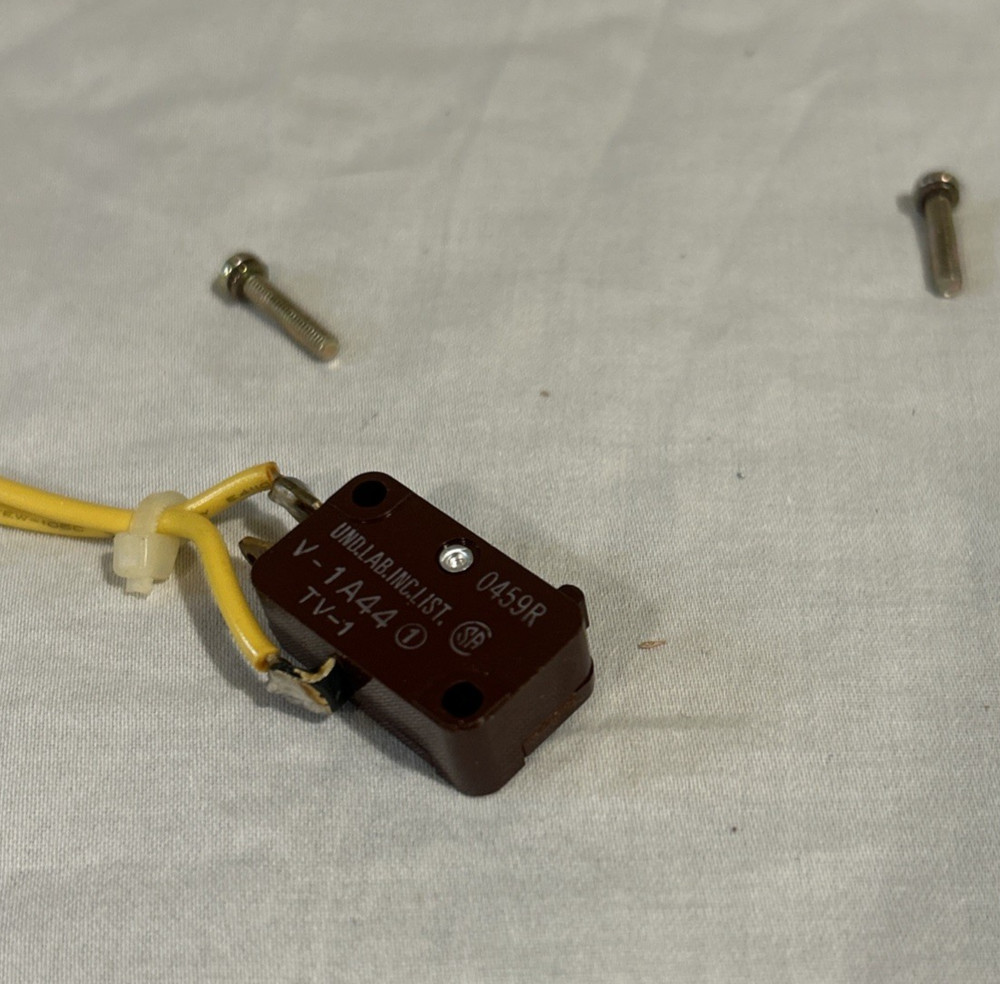 Pioneer PL-518 On/Off Switch