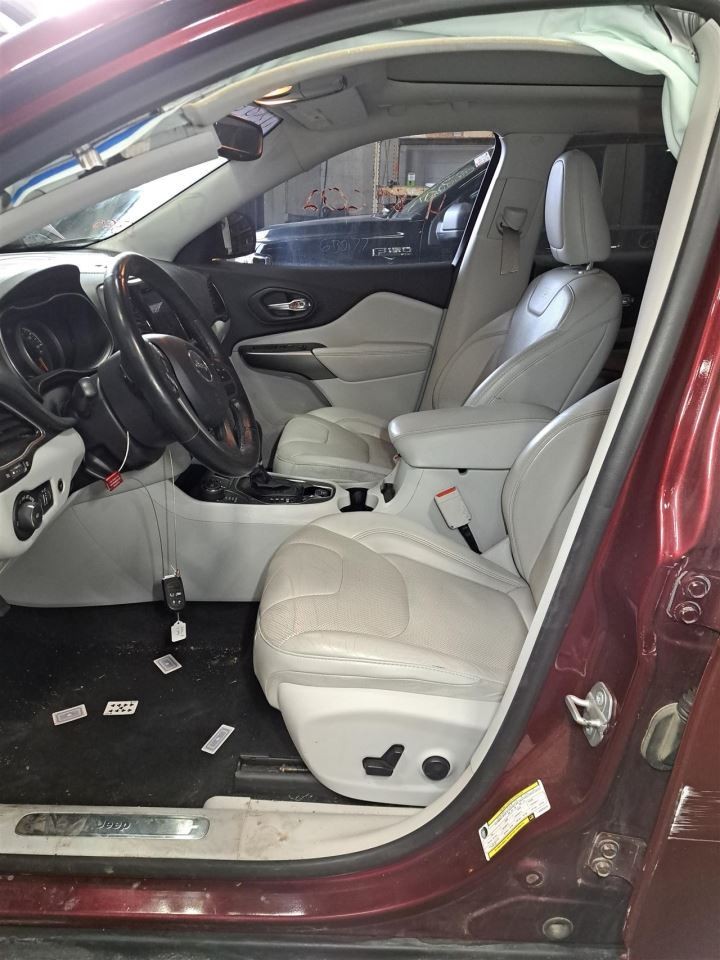 2019 Cherokee Camera/Projector Sku#4386302