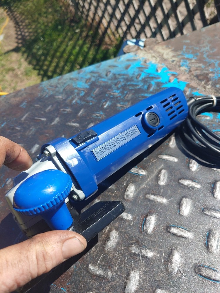 HAND OPERATED PORTABLE BEVELING MACHINE 120v