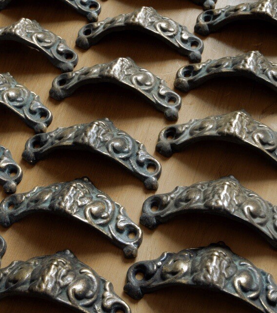 X1 SINGLE Drawer Pull Cup Handle Green Man Cast Iron Vintage - 11 AVAILABLE