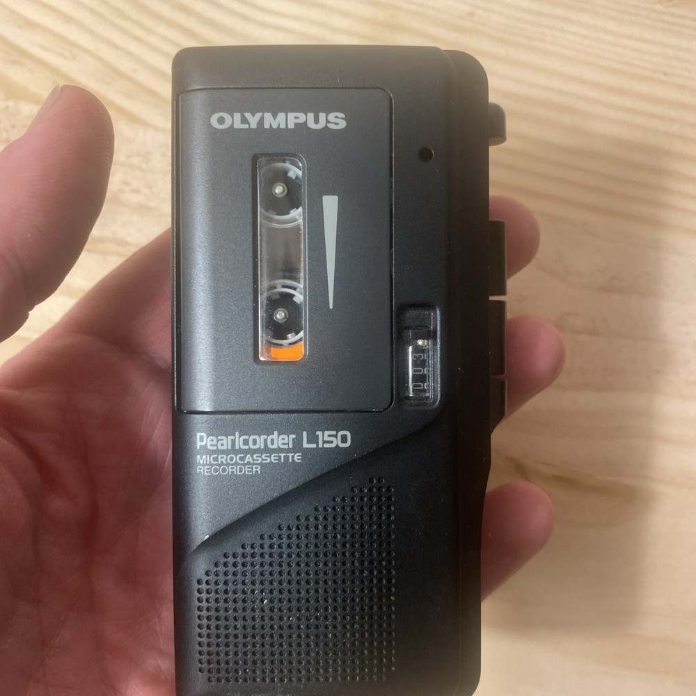 Olympus Pearlcorder L150 Microcassette Recorder
