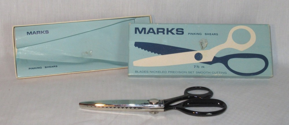 Pinking Shears by Marks, 7.5" in length