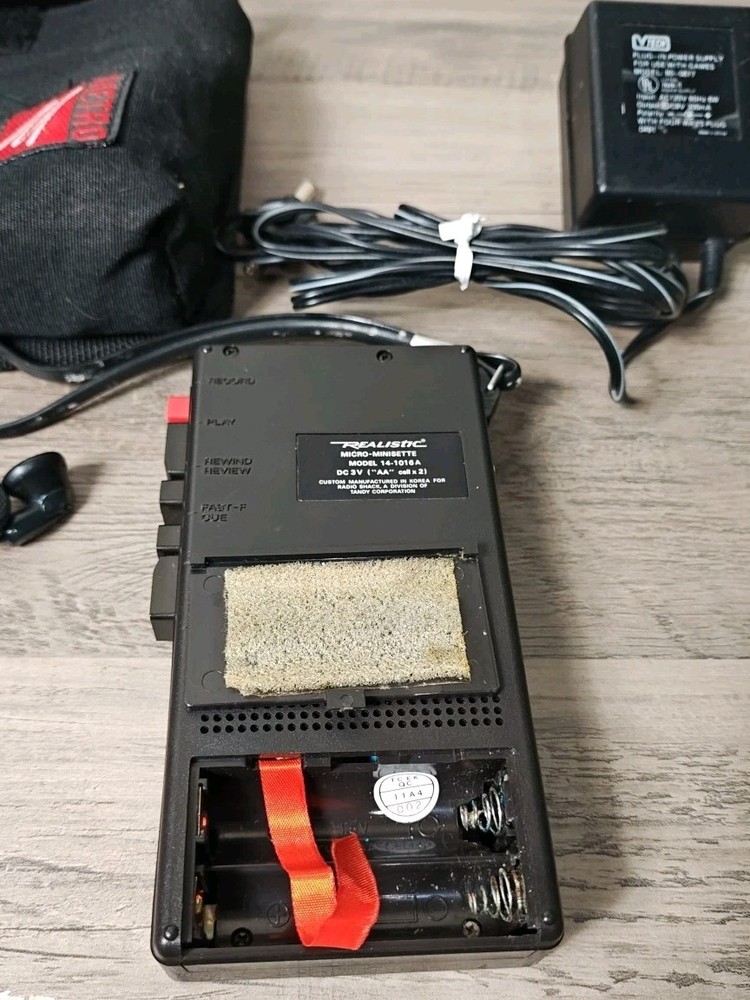 Realistic Micro-Minisette 14-1016A Microcassette Recorder 2-Speed Tested WORKING