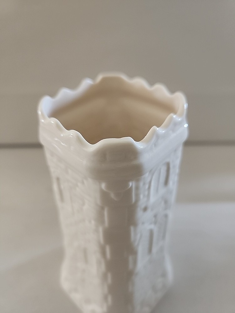 Vintage 1998 Event Piece Thomond Tower Vase