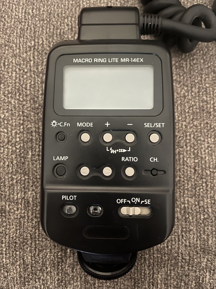 Canon MR-14EX Ring Light/Macro Speed Lite Flash Very Nice