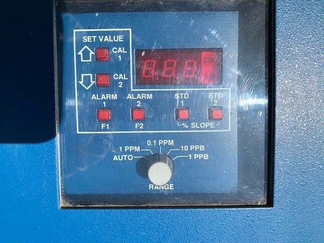 Waltron μAI 9030 Sodium Ion Analyzer Controller uAI 9030 Transmitter μAI9030