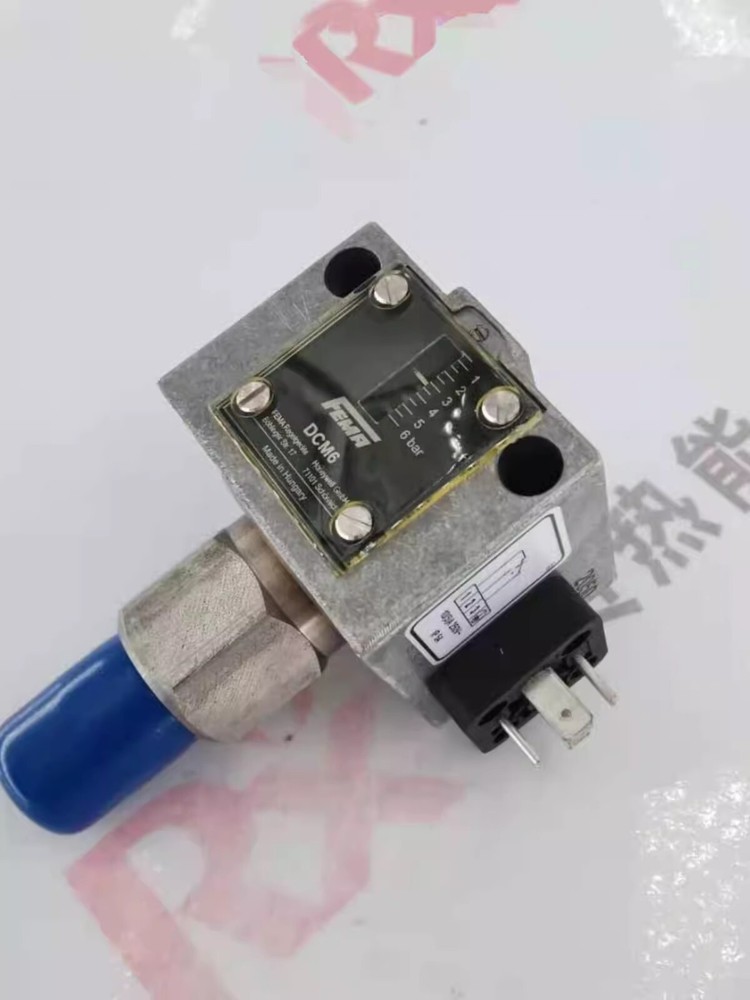 1pcs Honeywell FEMA Pressure Switch Sensor DCM6