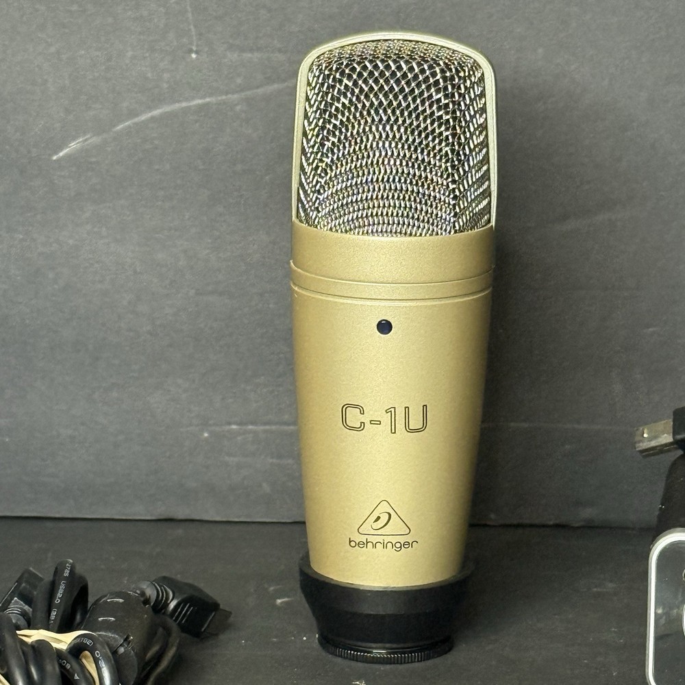 Behringer C-1U Studio Condensor USB Mic+UPHORIA Umc22 USB Audio Interface / Wrks