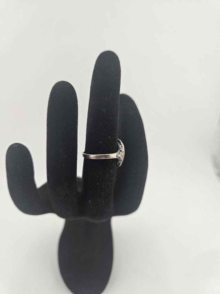 Vintage Sterling Silver Ring with Blue Lapis Oval Stone