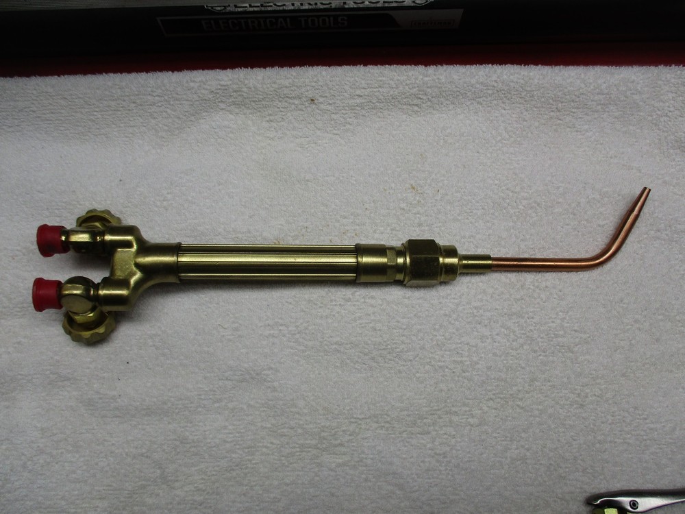 Oxygen/Acetylene WELDING TORCH WITH 2 CUTTING ATTACHMENTS