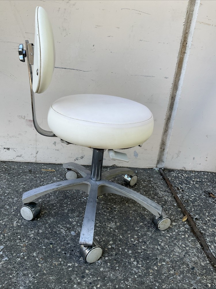 Brewer Design Dental Assistant Chairs Stools