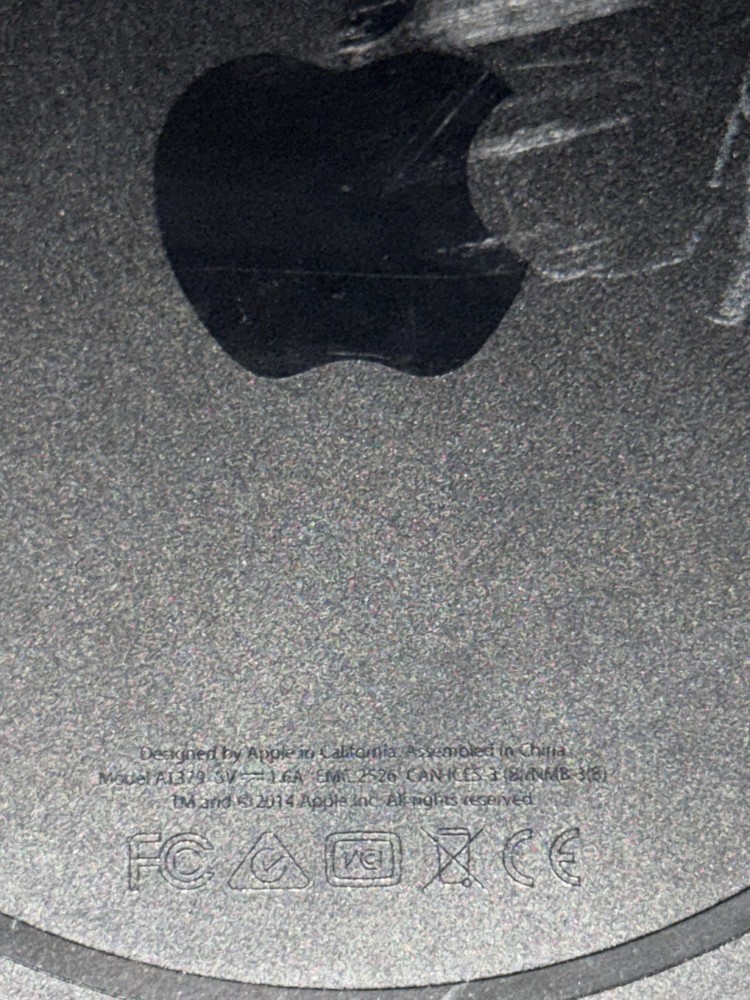 Apple USB SuperDrive External Disc Drive CD DVD - Model A1379