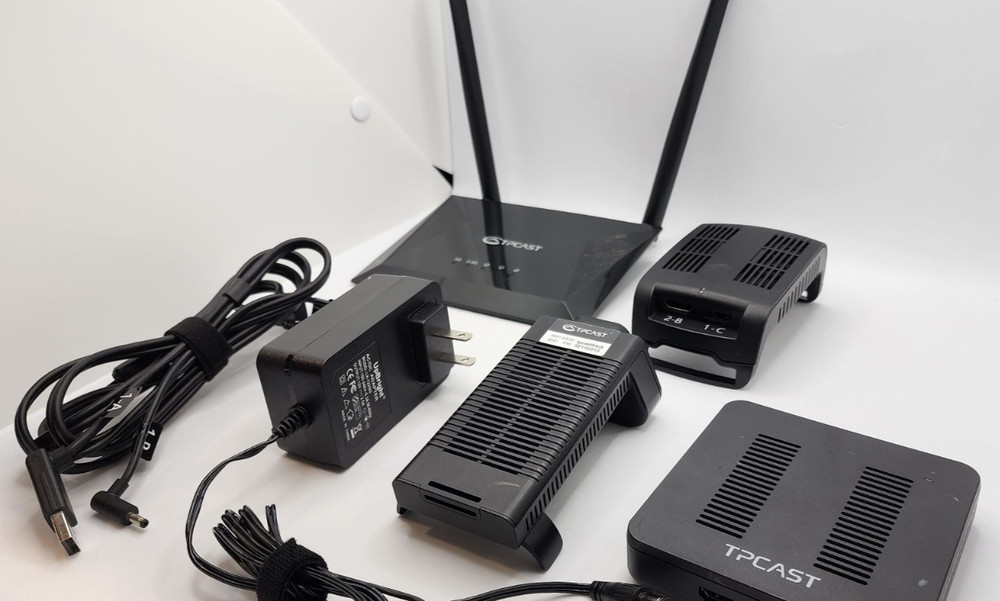 TPCast Wireless Adapter for VR HTC Vive Black - Fully Tested