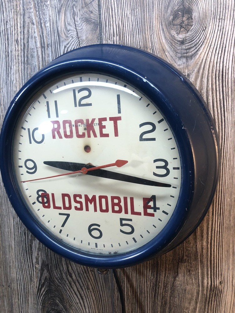General Electric 2908 Rocket Oldsmobile Custom Made Wall Clock 11''