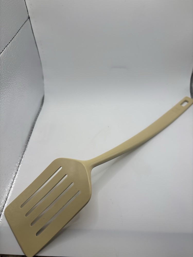Vtg #1393 Slotted Spatula Melamine