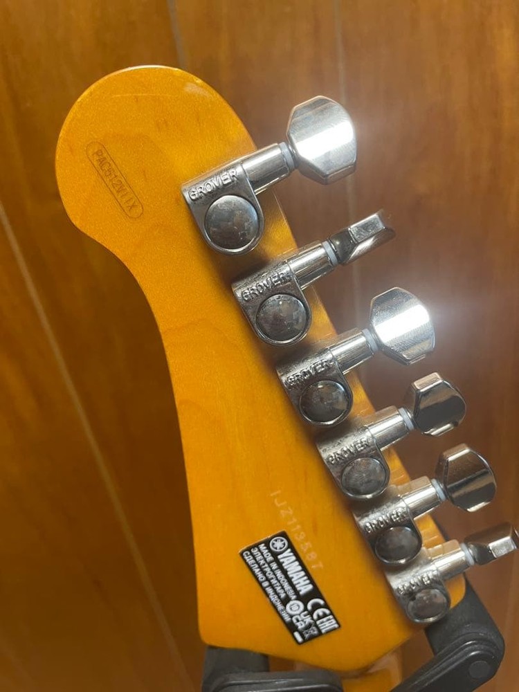 Yamaha PACIFICA 612VIIX