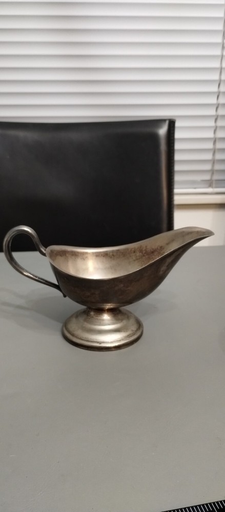 Vintage Silver plate Gravy Server Pitcher 3" Base X 4" Tall X 8" Width