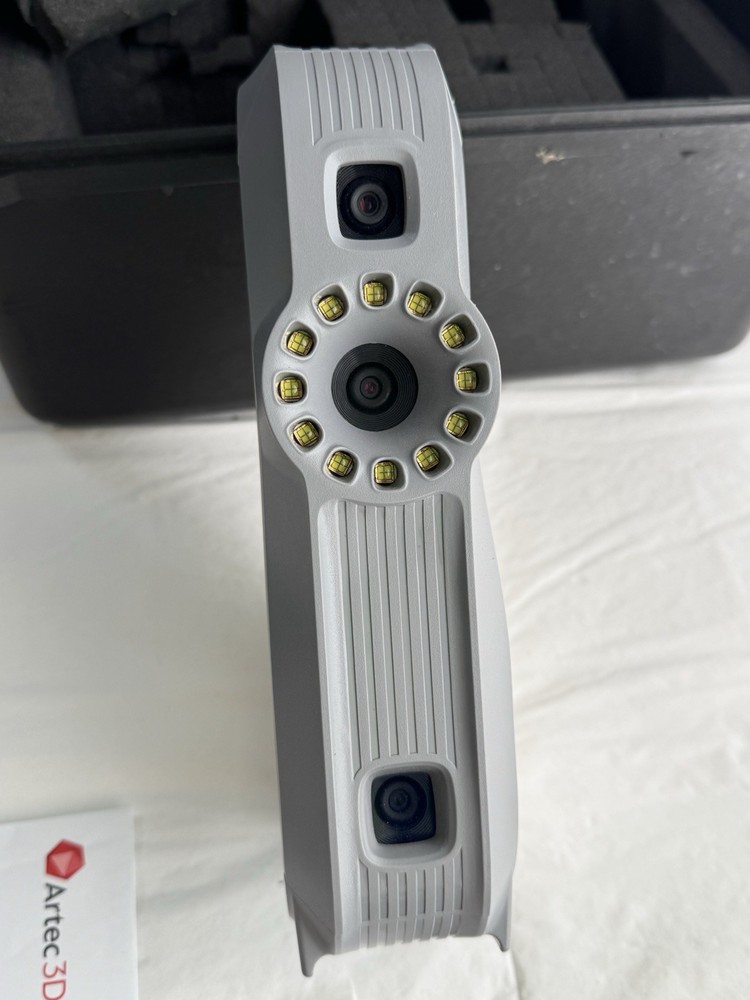 Artec Eva-M 3D Scanner – Structured Light Industrial Handheld (Geometry Capture)