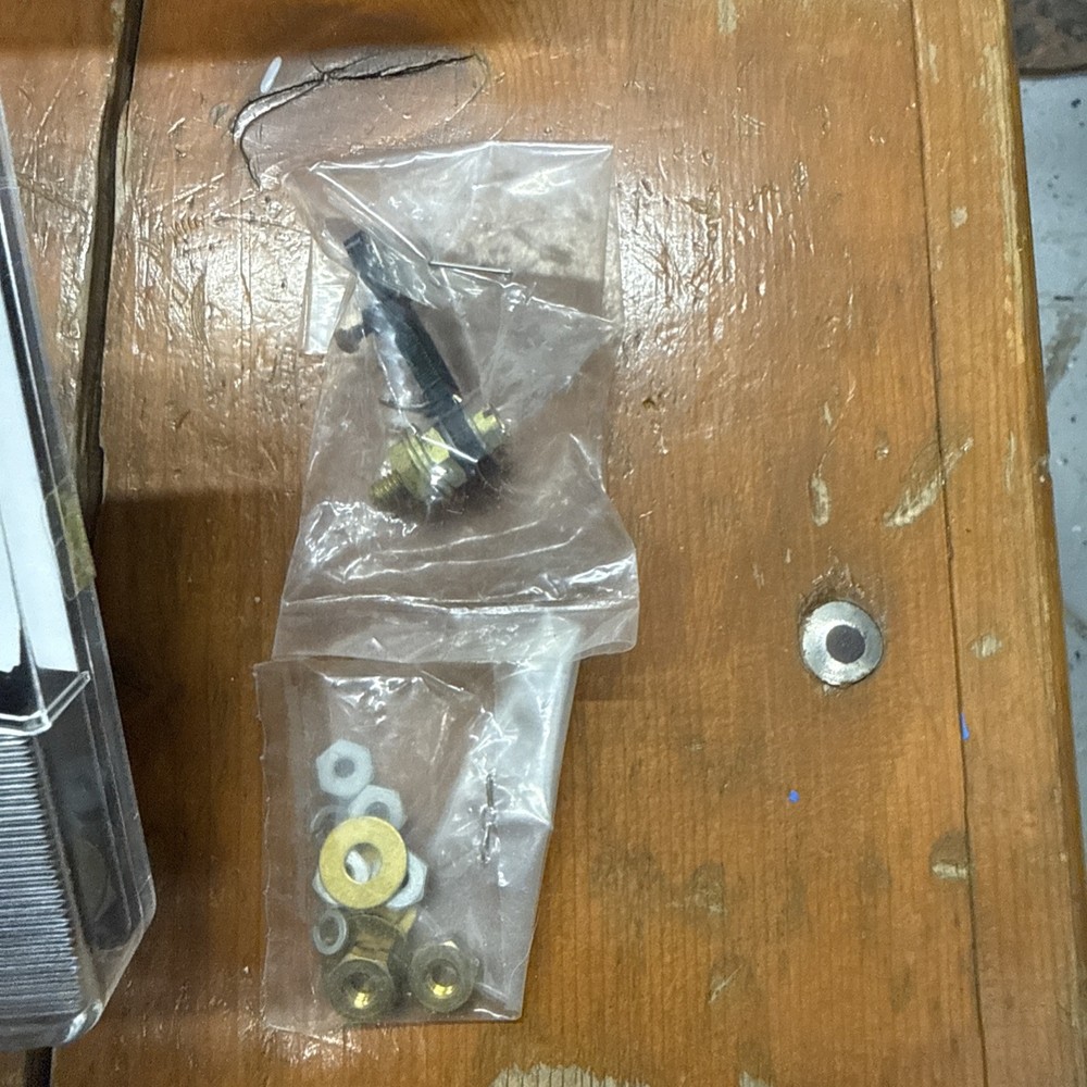 API #502 SHIELDED PANEL METER NOS Thermocouple Meter Guage Fahrenheit/Centigrad