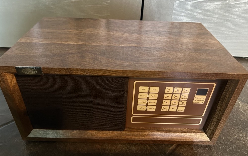 Vintage Amgard II Wireless Security System