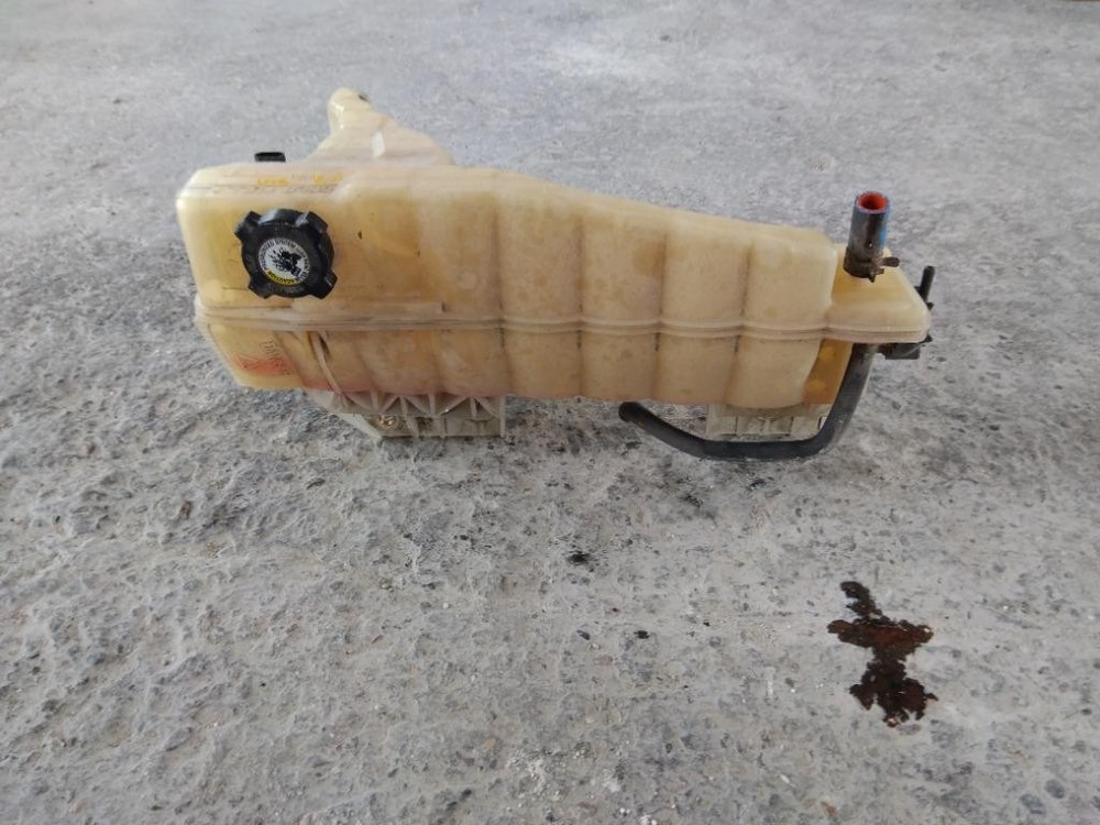 For 2018 KENWORTH T680 RADIATOR OVERFLOW TANK , MN