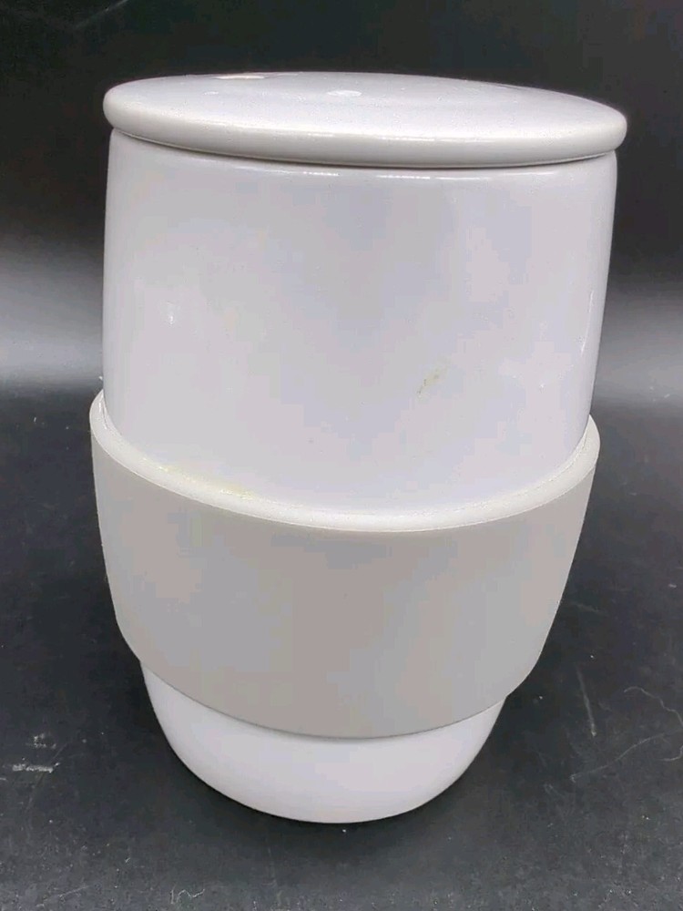 Pampered Chef Ceramic Egg Cooker~Two Cup Four Egg Capacity~Dishwasher Safe