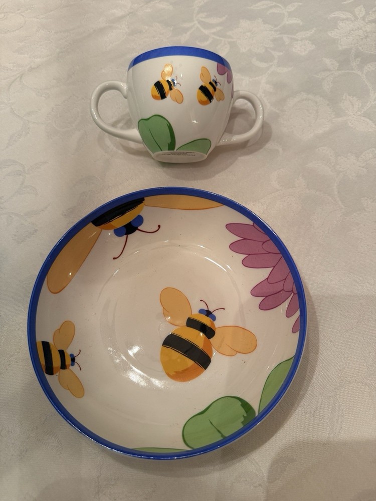 ✨ Tiffany & Co. “Buzz Buzz” Infant Dinner Set – 3-Piece with Original Box
