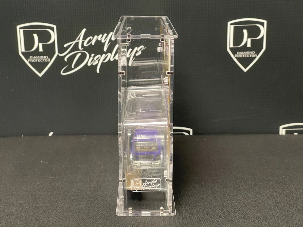 Diamond Protector Hot Wheels Team Transport Acrylic Display (TT-1)