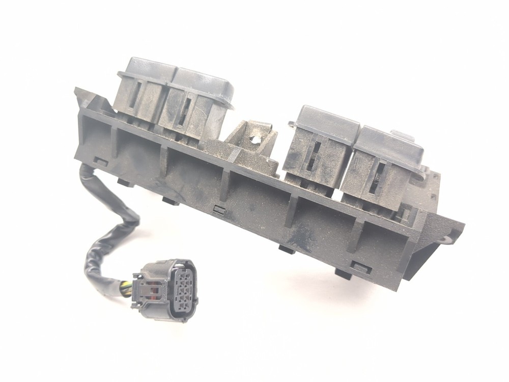 05-10 Honda Goldwing GL 1800 Front Meter Info Trip Dim Control Switch Panel