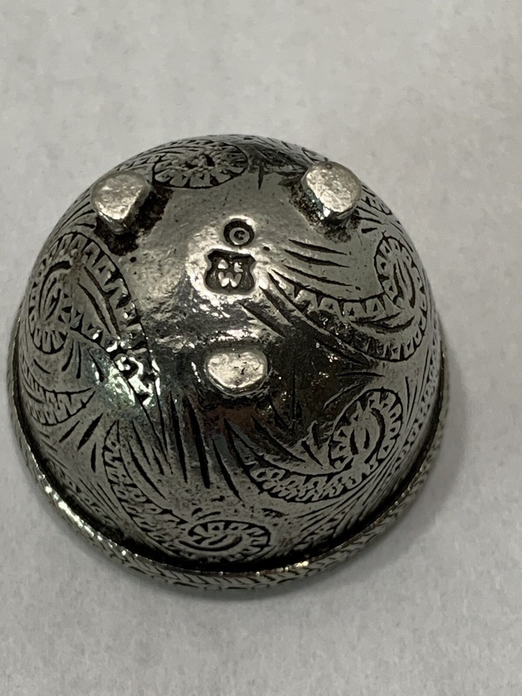 Vtg 80s Silvertone Egg Shape 2” Presentation Box Footed Scroll Detail