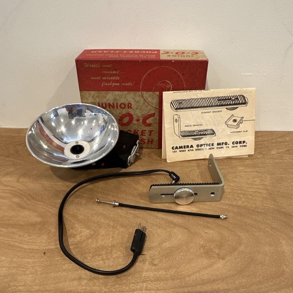 Vintage Camera ''JUNIOR C.O.C POCKET FLASH”