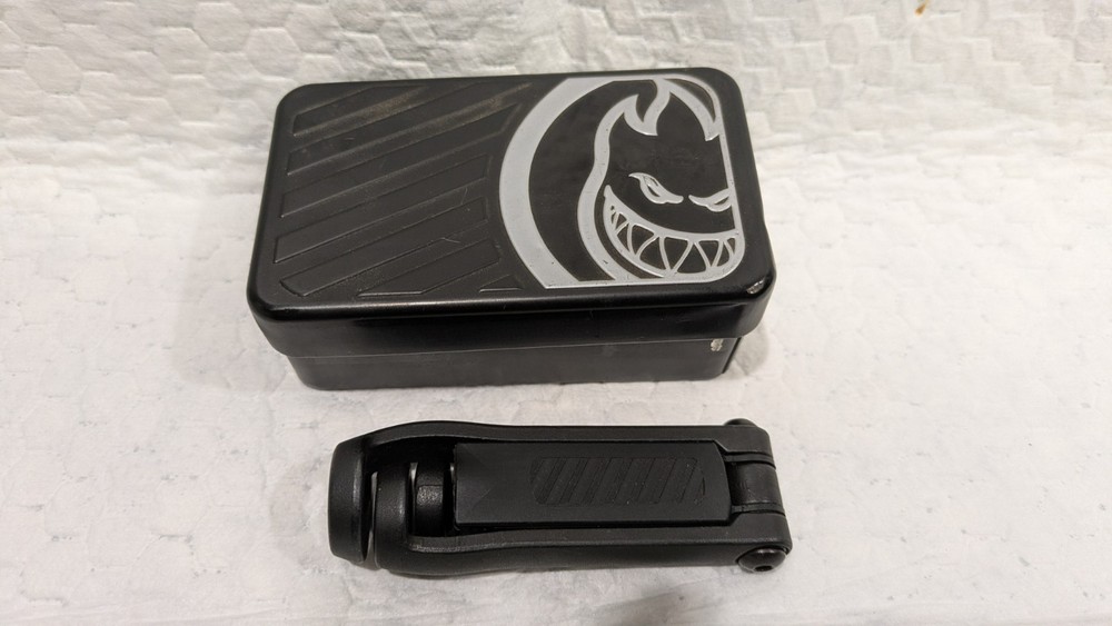 SPITFIRE TOOLS (SKATEBORDING)