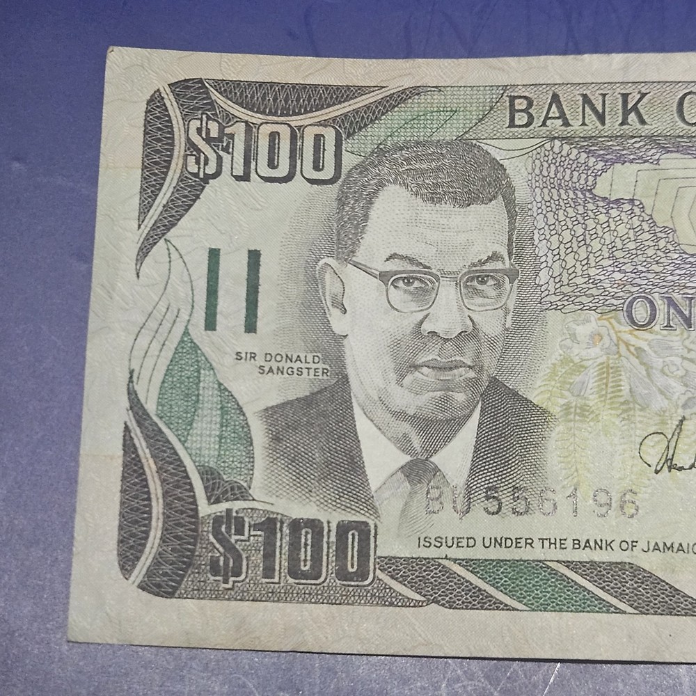 Jamaica 100 Dollar 2005 Banknote