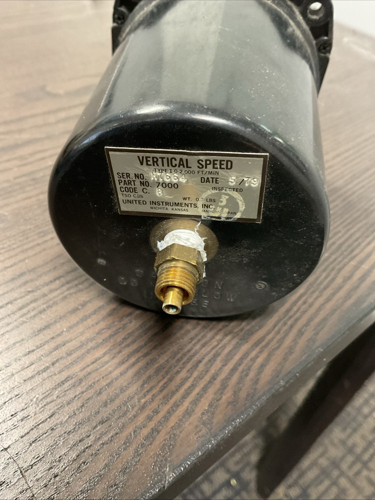 United Instruments Vertical Speed Indicator P/N 7000