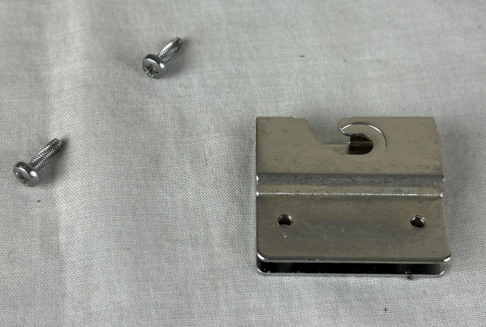 Hitachi PS-48 Dustcover Hinge Turntable Part - 1 Hinge