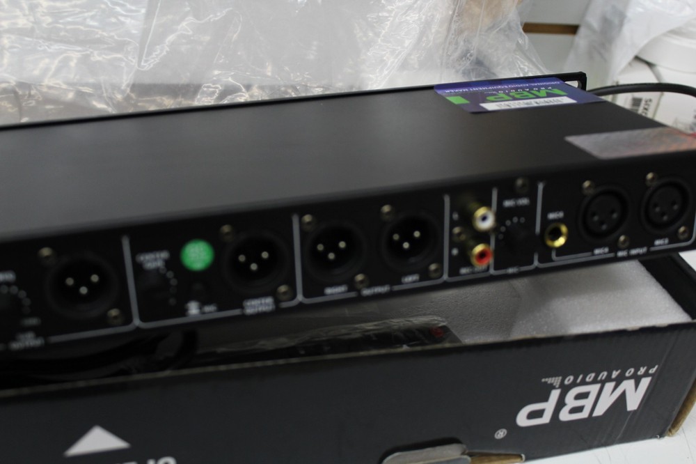 LX9 Professional KTV Digital Pre-stage Effector Anti-howling Audio Processor USB