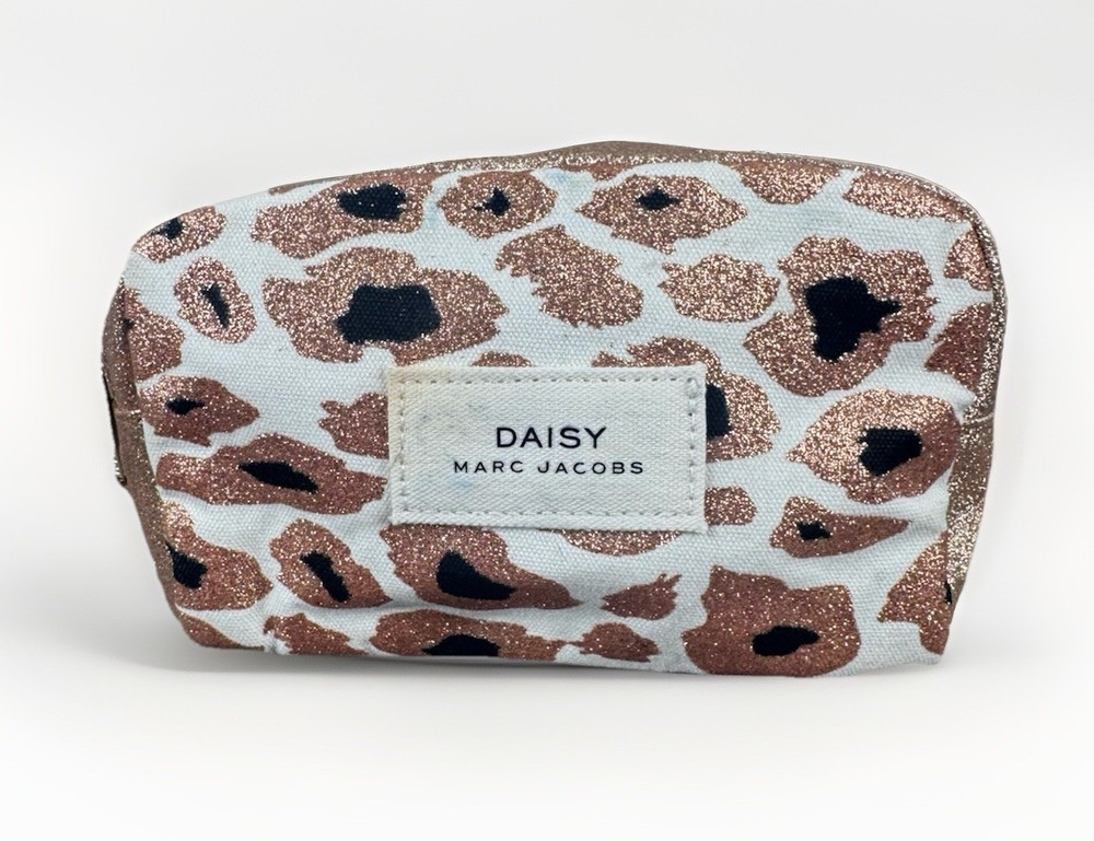MARC JACOBS DAISY Cosmetic Bag &  Essentials Pouch CHEETAH print 7"x5"x2"