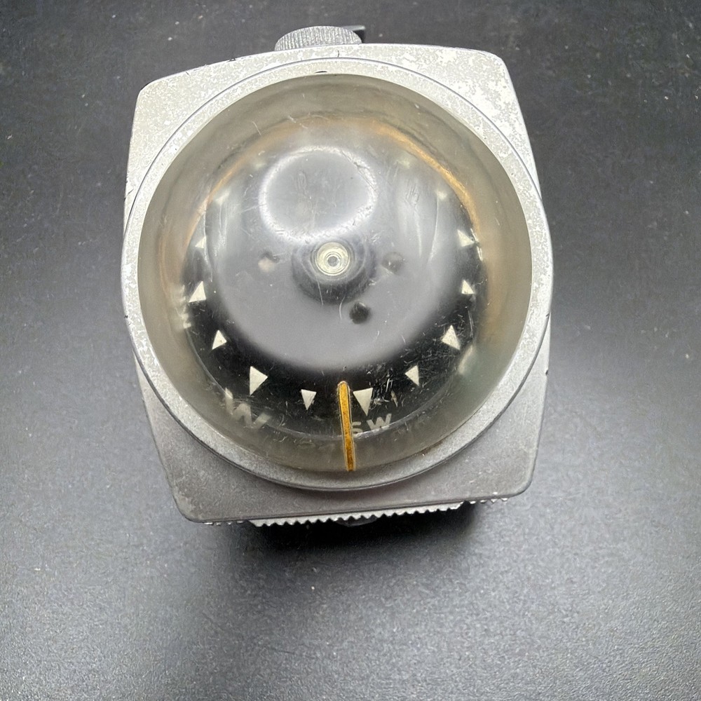 Vintage Airguide Nomad Model 79b Auto Compass