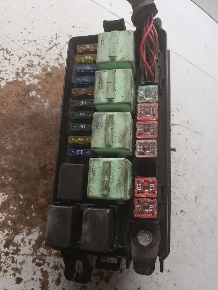 Used Fuse Box Engine fits: 2003 Mini COOPER  Grade A