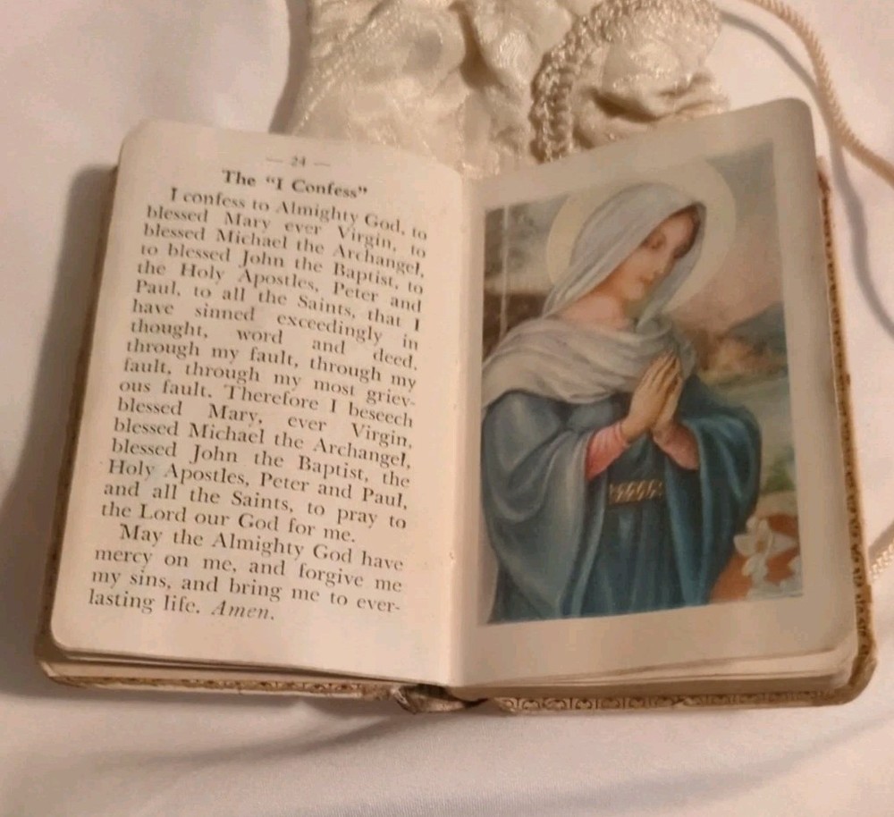 Vintage 1940s Catholic Prayer Set