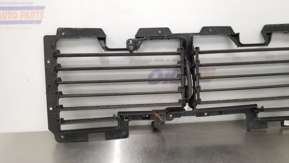 19 GMC YUKON 5.3L AIR SHUTTER ASSEMBLY