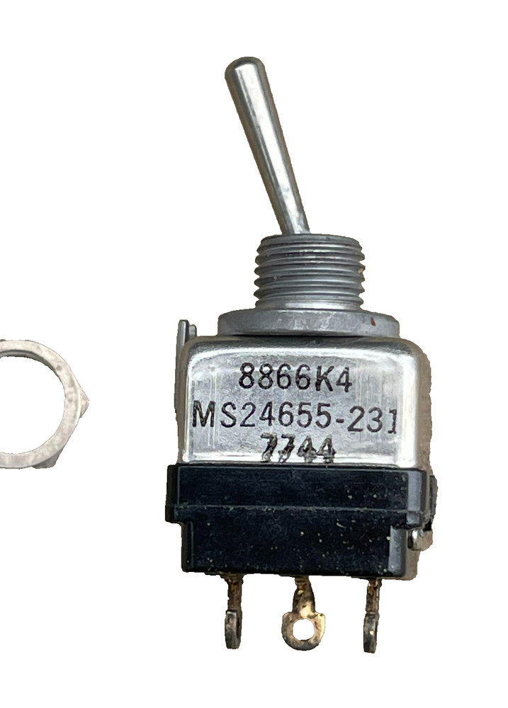 Toggle Switch MS24655-231 / 8866K4 Toggle Switch