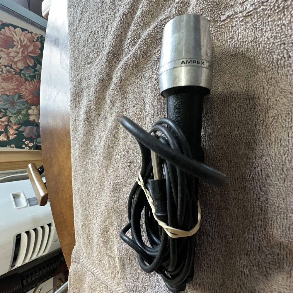 Vintage AMPEX 2001 Microphone